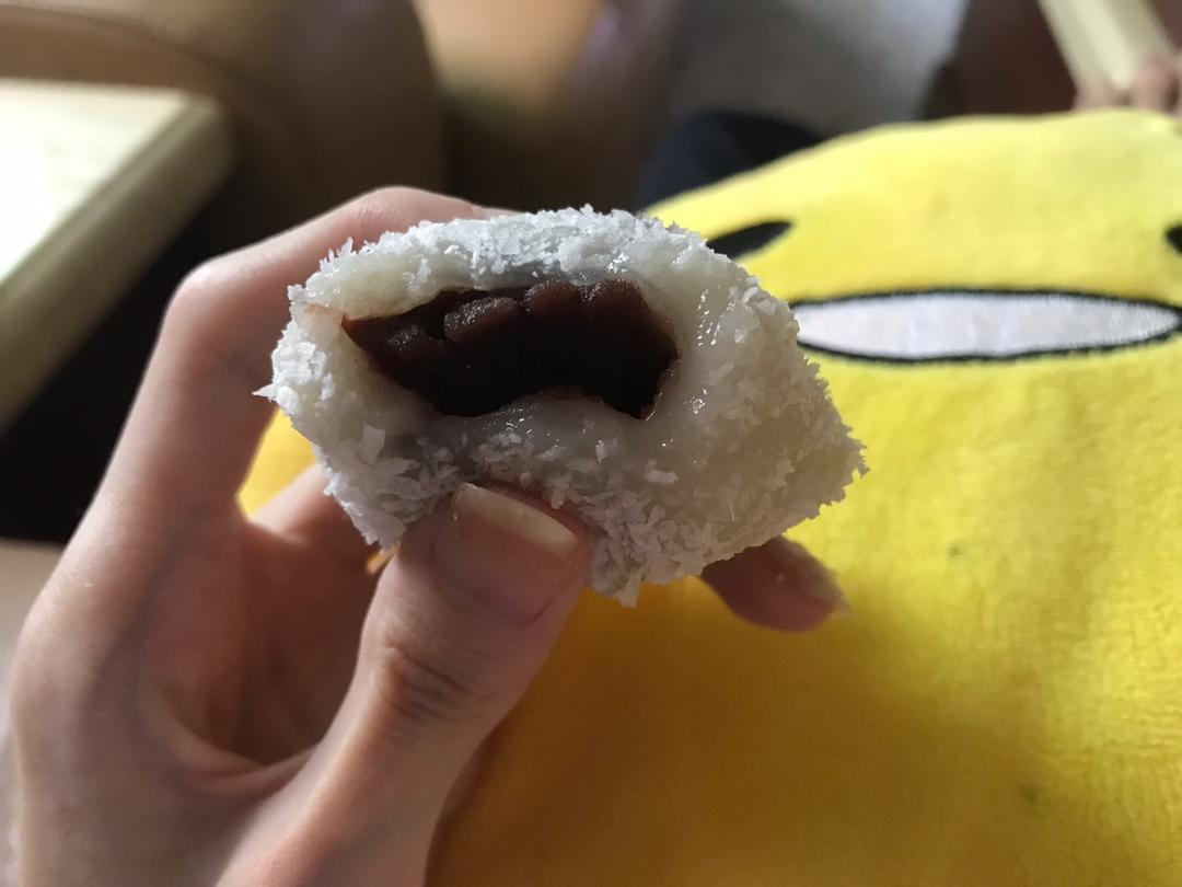 冰皮枣泥馅月饼