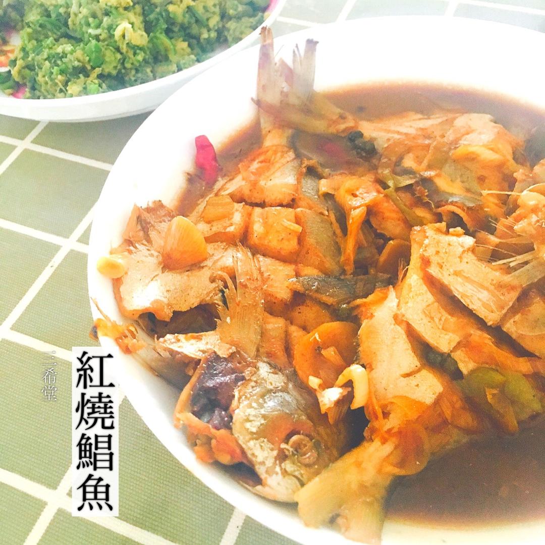 传统中式红烧平鱼