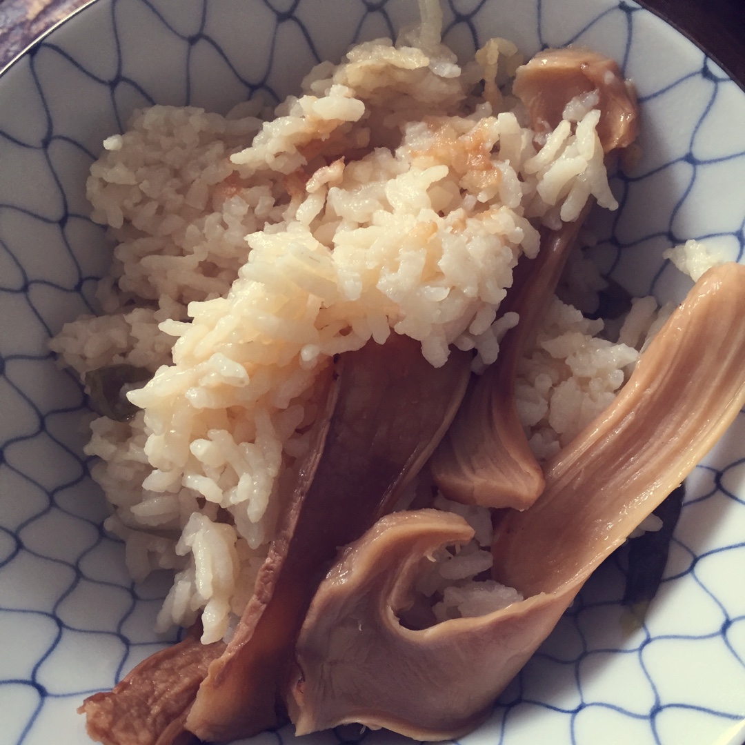 松茸海带焖饭