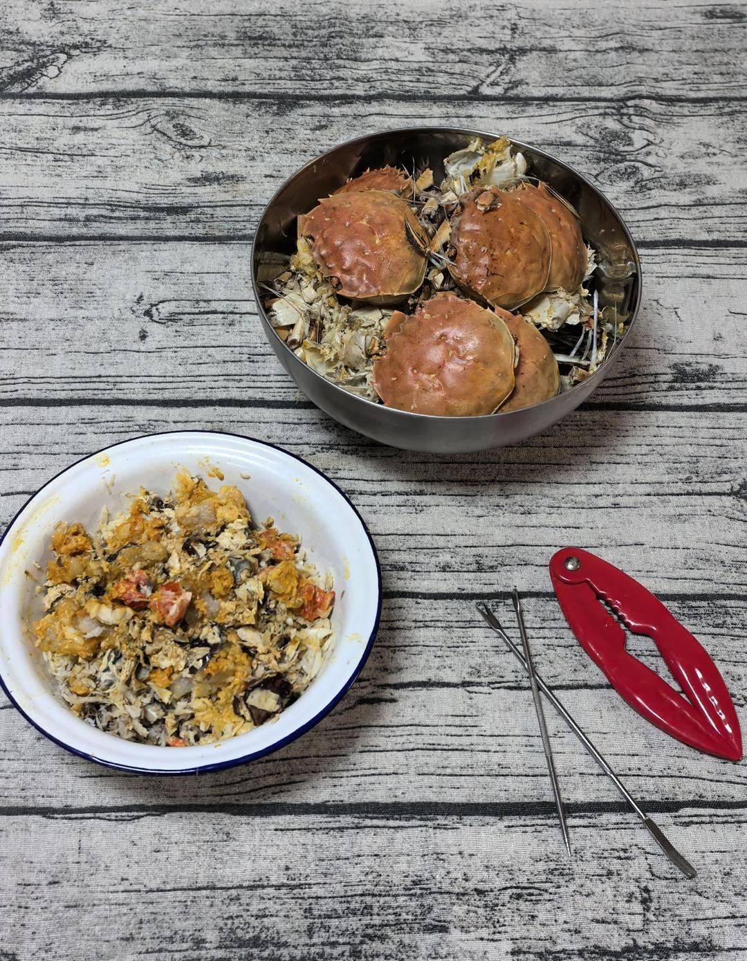 青菜中的蟹粉狮子头