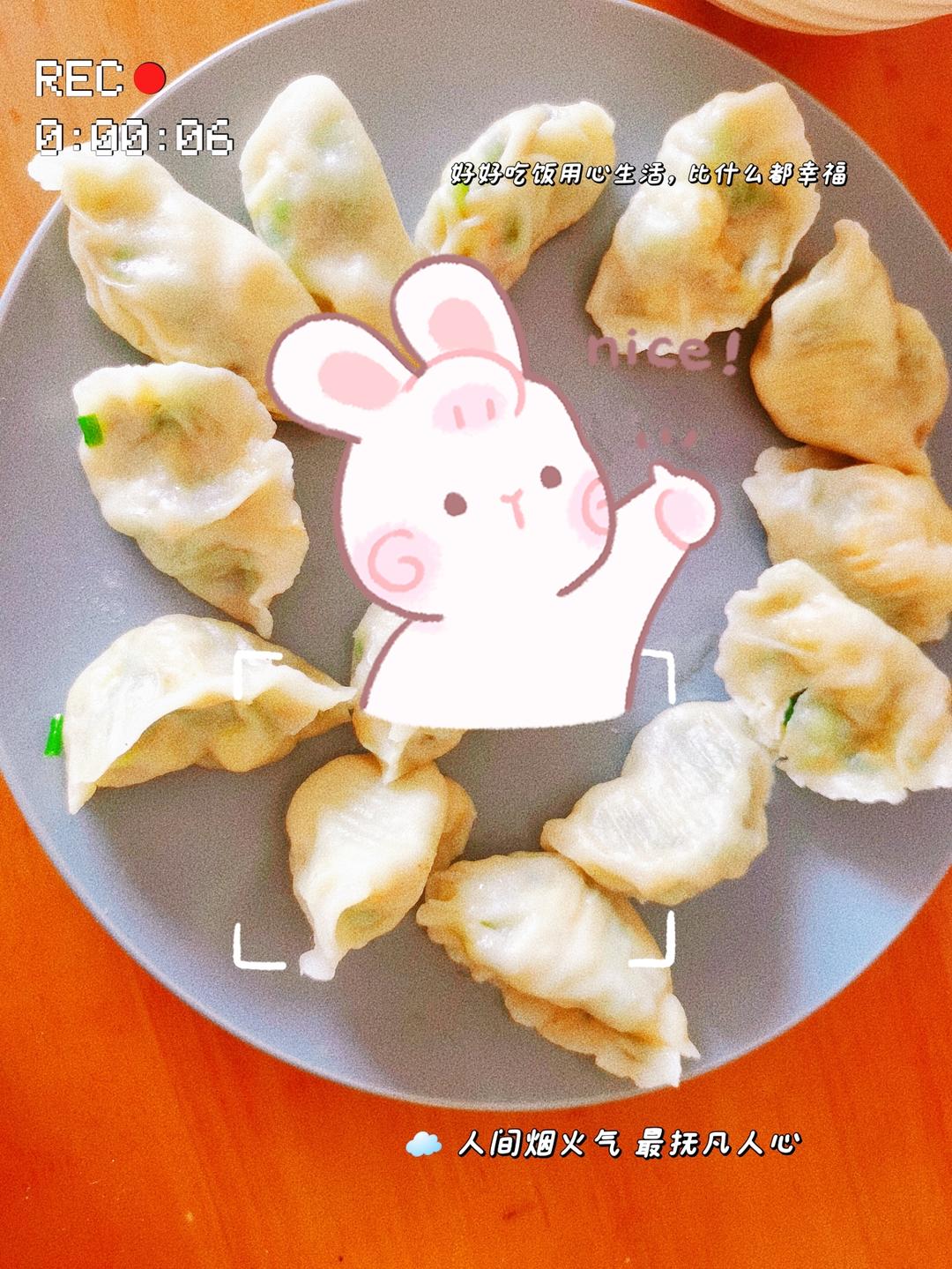 不出汤的韭菜鸡蛋虾皮馅饺子