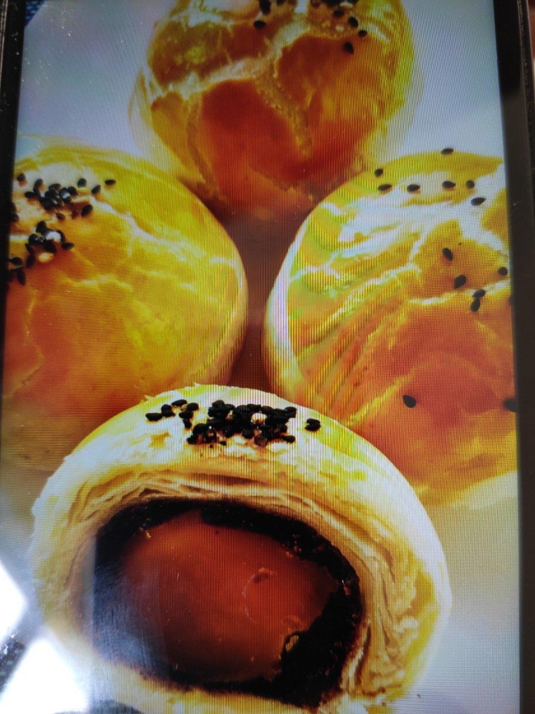 豆沙蛋黄酥
