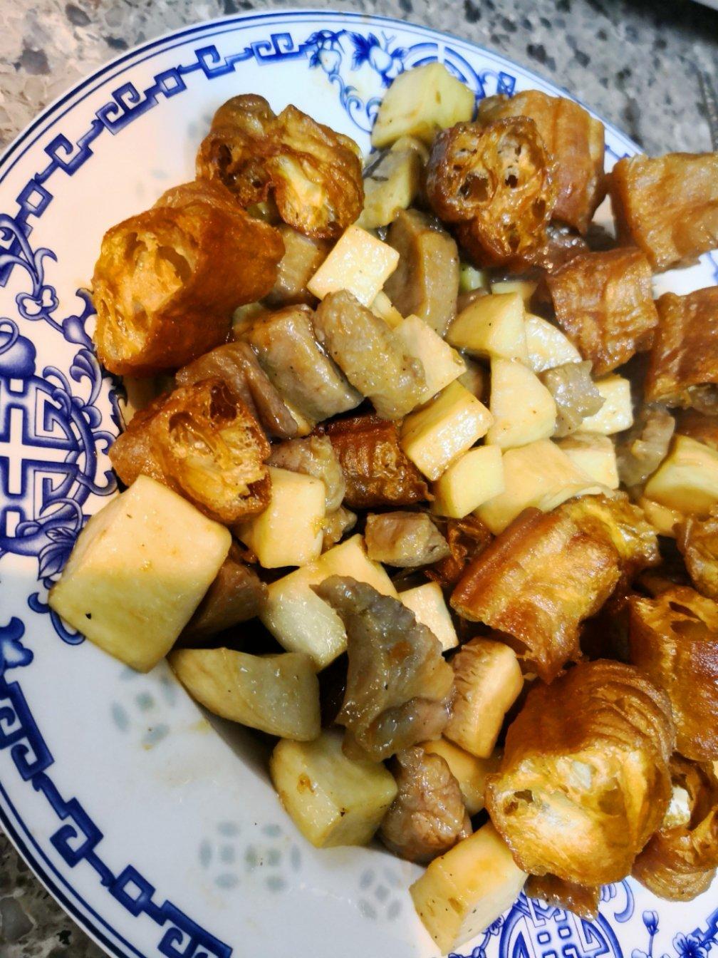 杏鲍菇炒牛肉粒