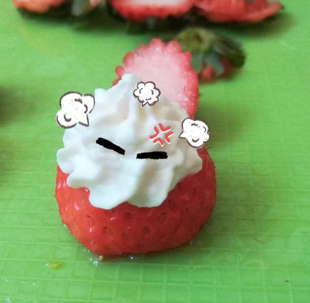 圣诞草莓雪人 红丝绒戚风裸蛋糕