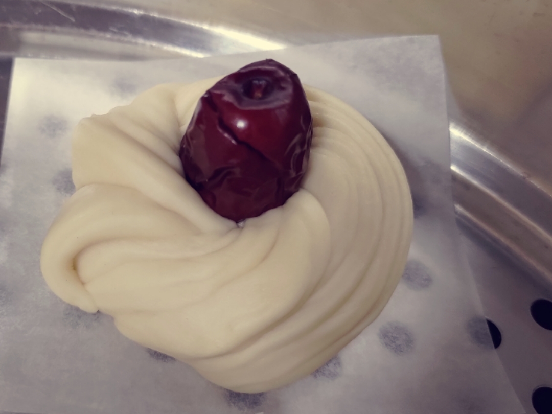 网红奶香红枣花卷❤️松软香甜❗️造型馒头一次发酵法（内附花卷手法视频）