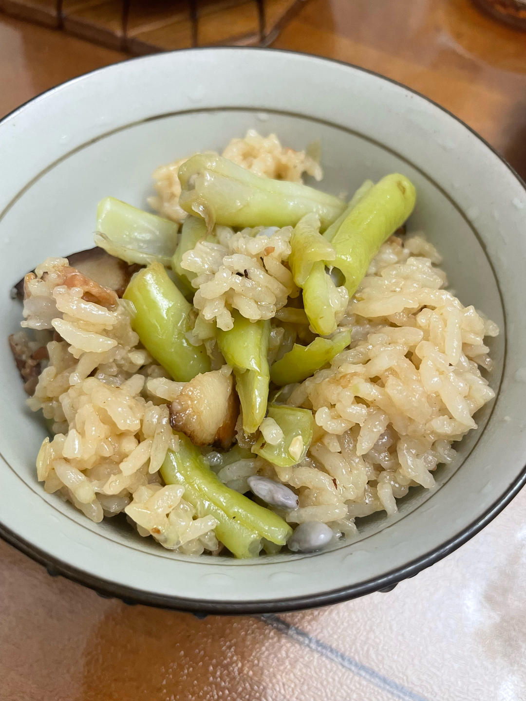 腊肉豆角焖饭
