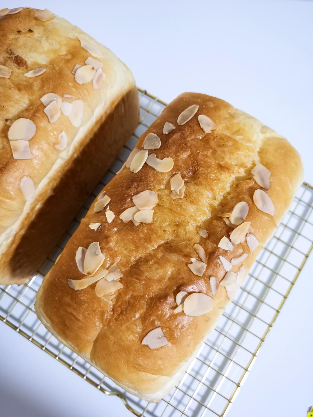 软嫩的乳酪吐司---风炉两层山形吐司同烤记录