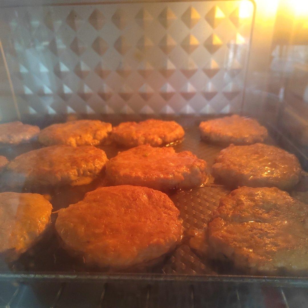 不输给牛肉的猪肉汉堡肉饼