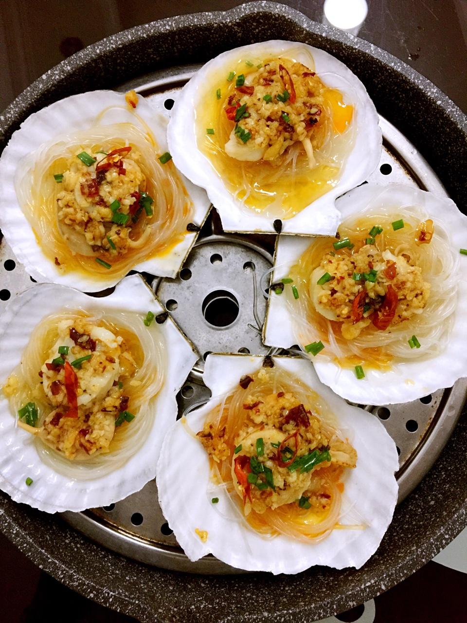 蒜蓉粉丝蒸扇贝