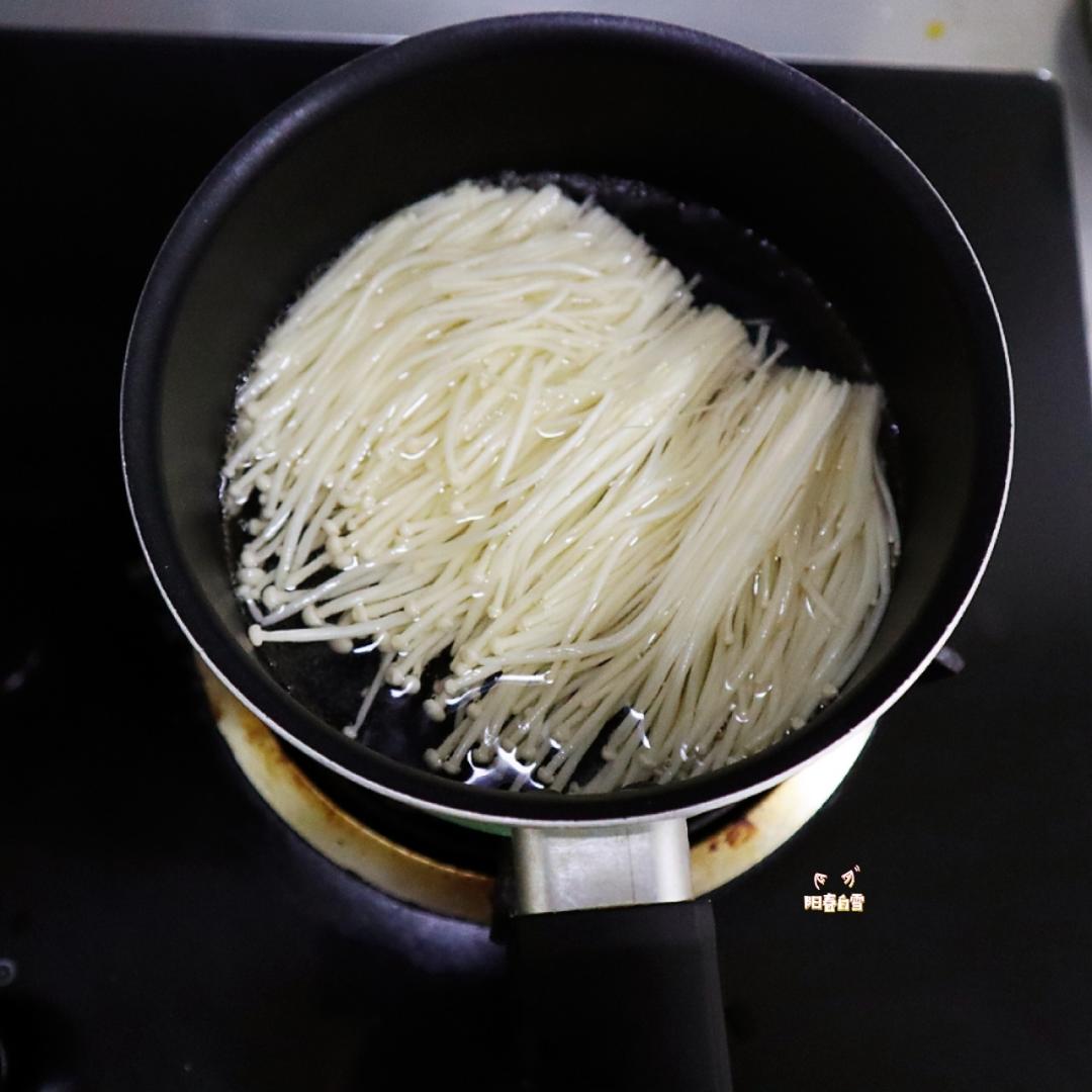 水汆肉丸子❗️（肉丸鲜嫩不柴有技巧）生汆丸子汤的做法 步骤4