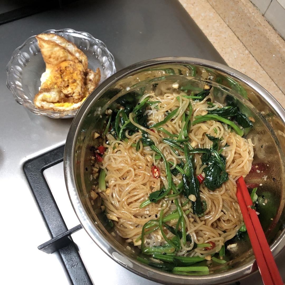 凉拌粉皮菠菜