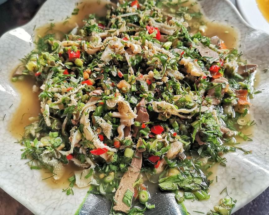 傣味牛撒撇（撒撇米线）