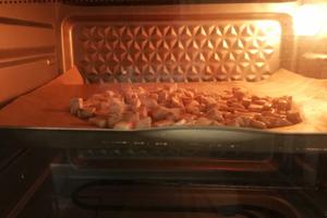 摇摇鸡汁烤芋丁——太太乐鲜鸡汁的做法 步骤6