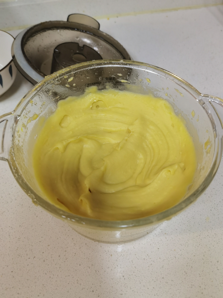 绿豆糕（免炒，不用烤箱，口感细腻，入口即化）的做法 步骤6
