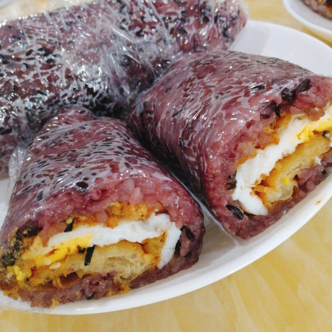 黑米粢饭团