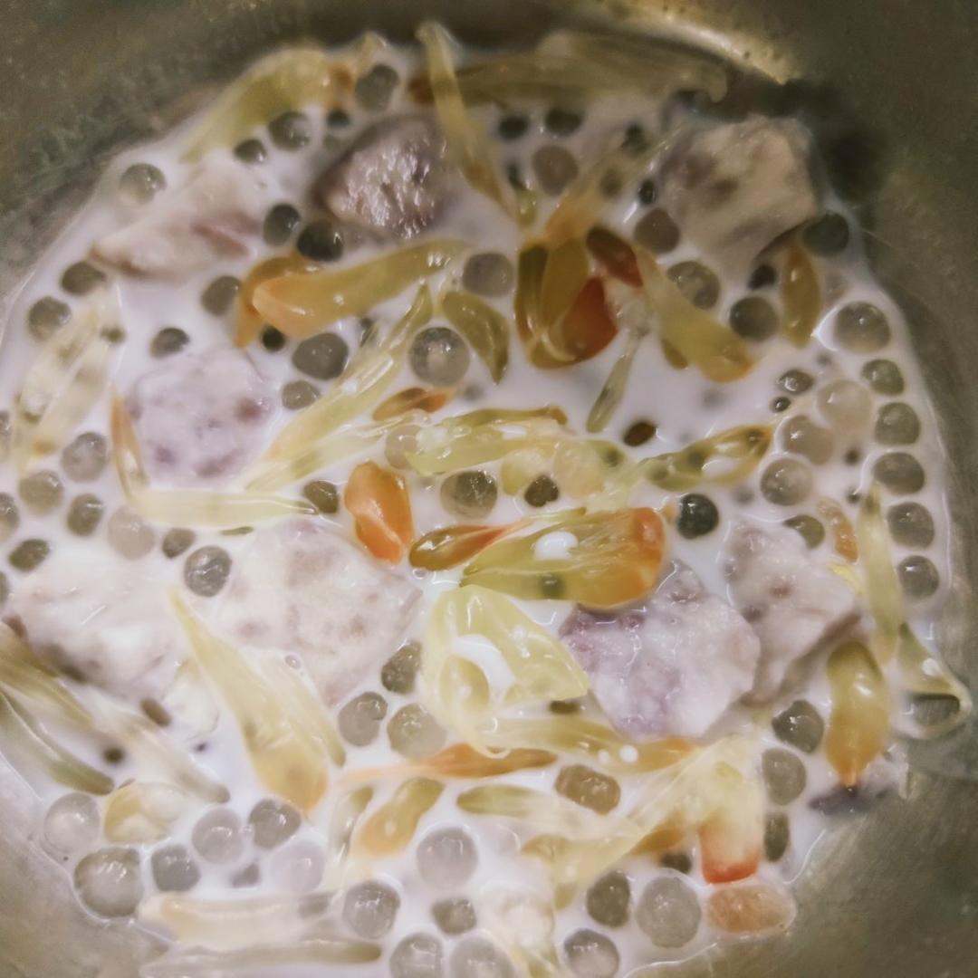 椰奶香芋西米露