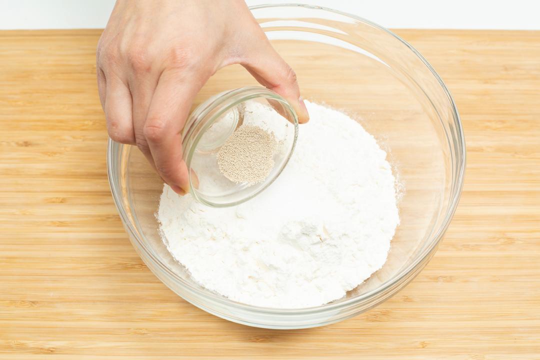 纯奶手撕吐司的做法 步骤1