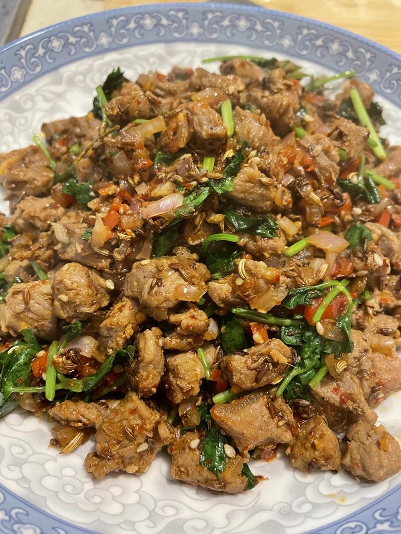 厨师长教你：“孜然羊肉”的家常做法，香味浓郁，简单易学，收藏