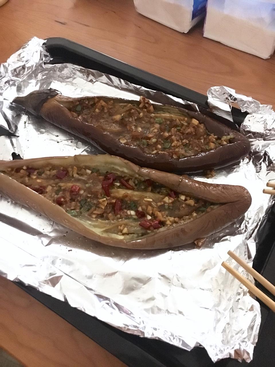 CC招牌菜销魂烤茄子，百吃不厌！