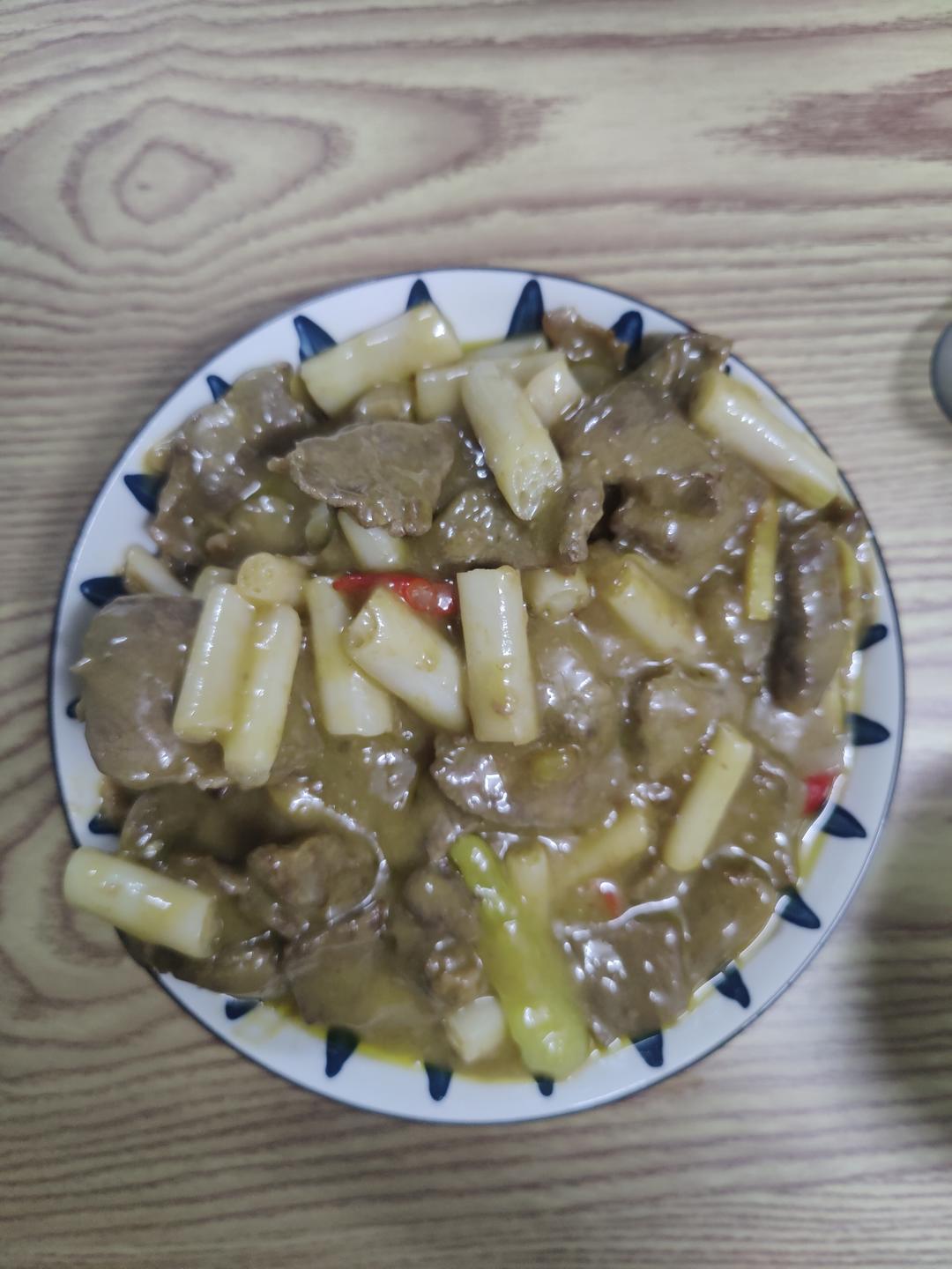 酸辣藕带炒牛肉