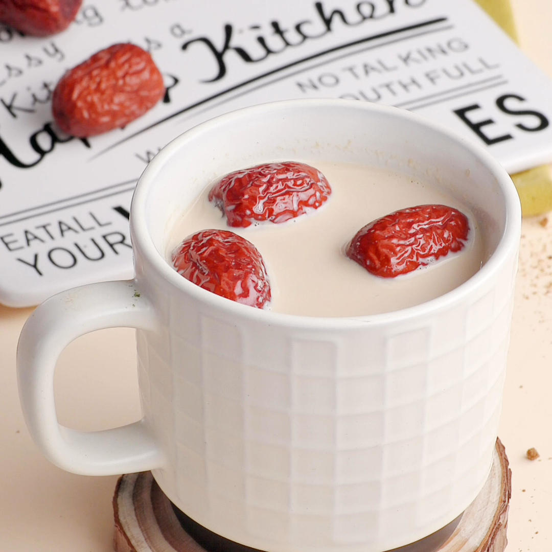 500ml辅料生姜4片红枣6颗调料红糖20g姜枣红糖鲜奶的做法小贴士红枣