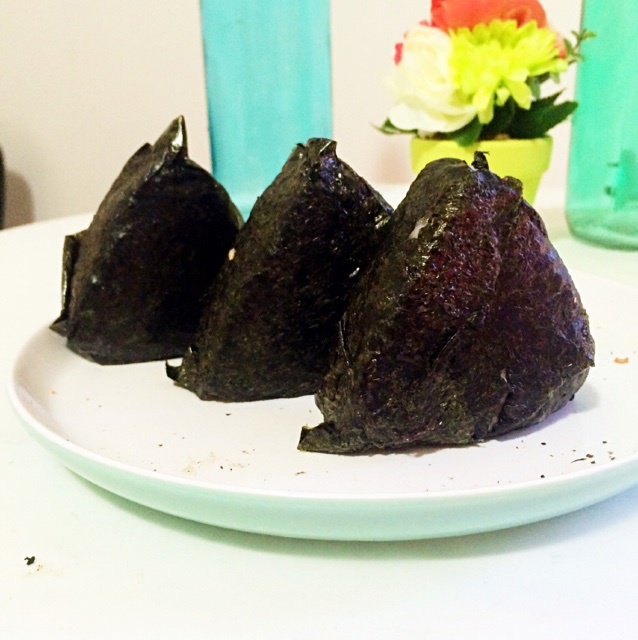 lenore-ciel做的紫菜三角饭团