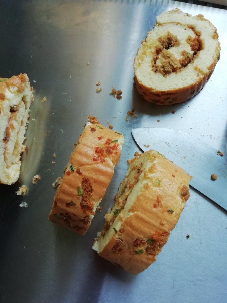 香葱肉松肥蛋糕卷～