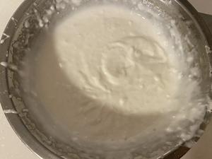 能拉丝的栗子奶油麻薯蛋糕卷（简单又美味）的做法 步骤8