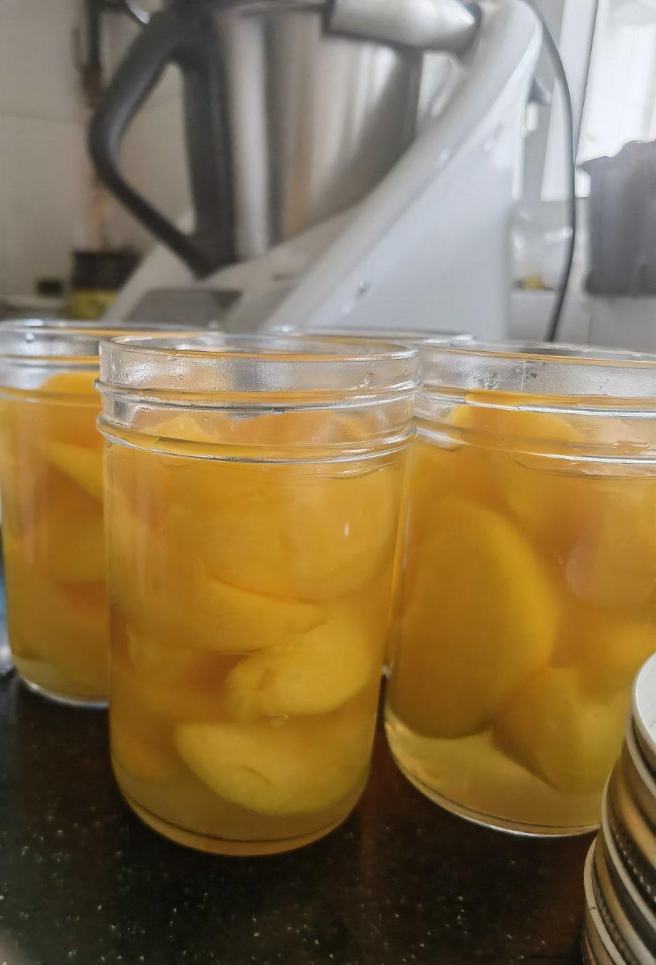 小美版低温黄桃罐头糖水