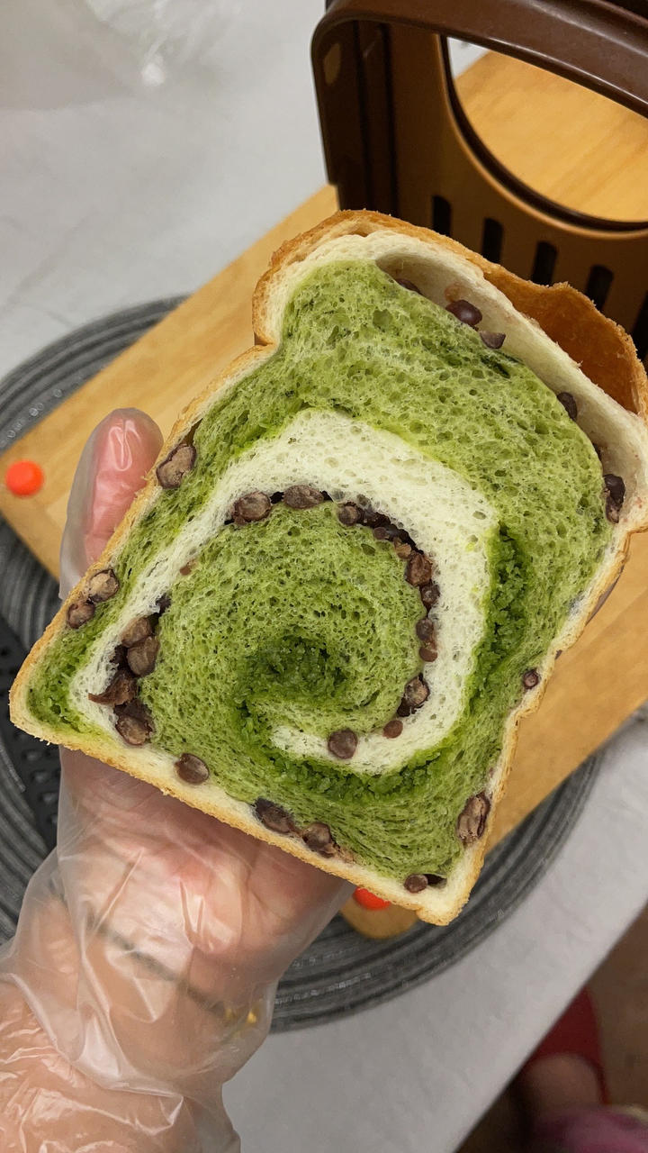 抹茶双色吐司