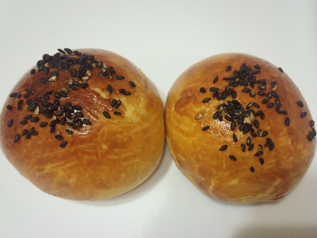 大人小孩都爱不释口的【蜂蜜牛奶小餐包】