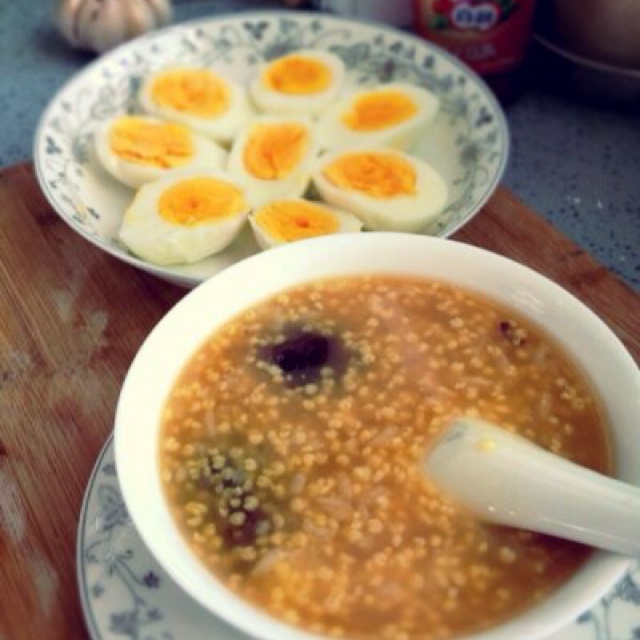 红枣桂圆小米粥