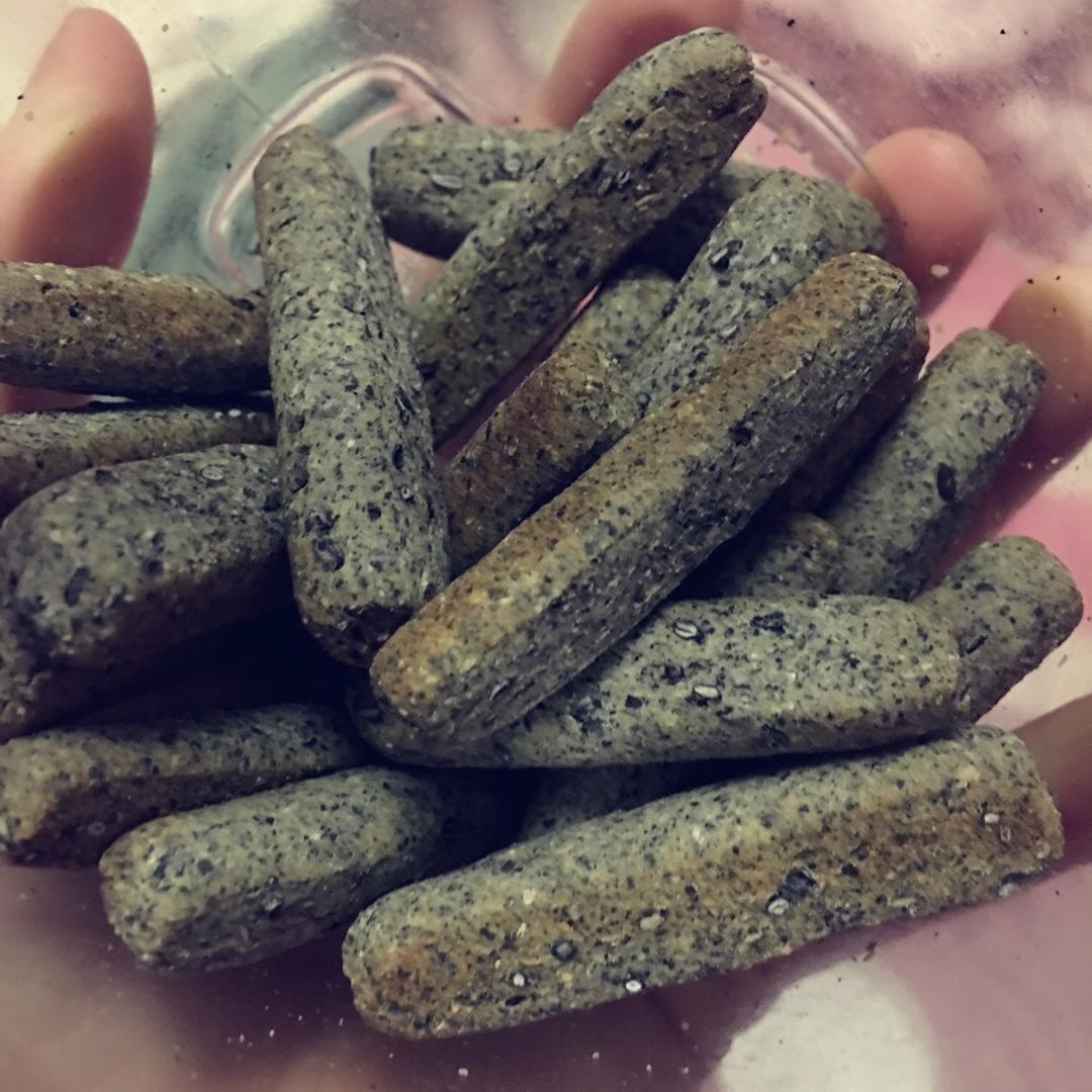 宝宝辅食、零食--黑芝麻补钙磨牙棒