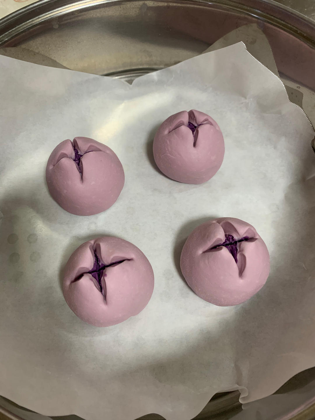 超好看的开花香芋紫薯包（新手做也能100％成功哦 附上详细一次发酵法视频）