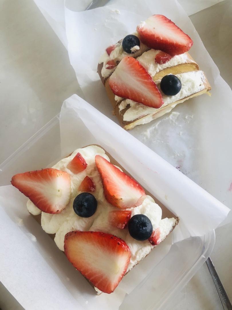 肥而不腻的超厚瑞士卷