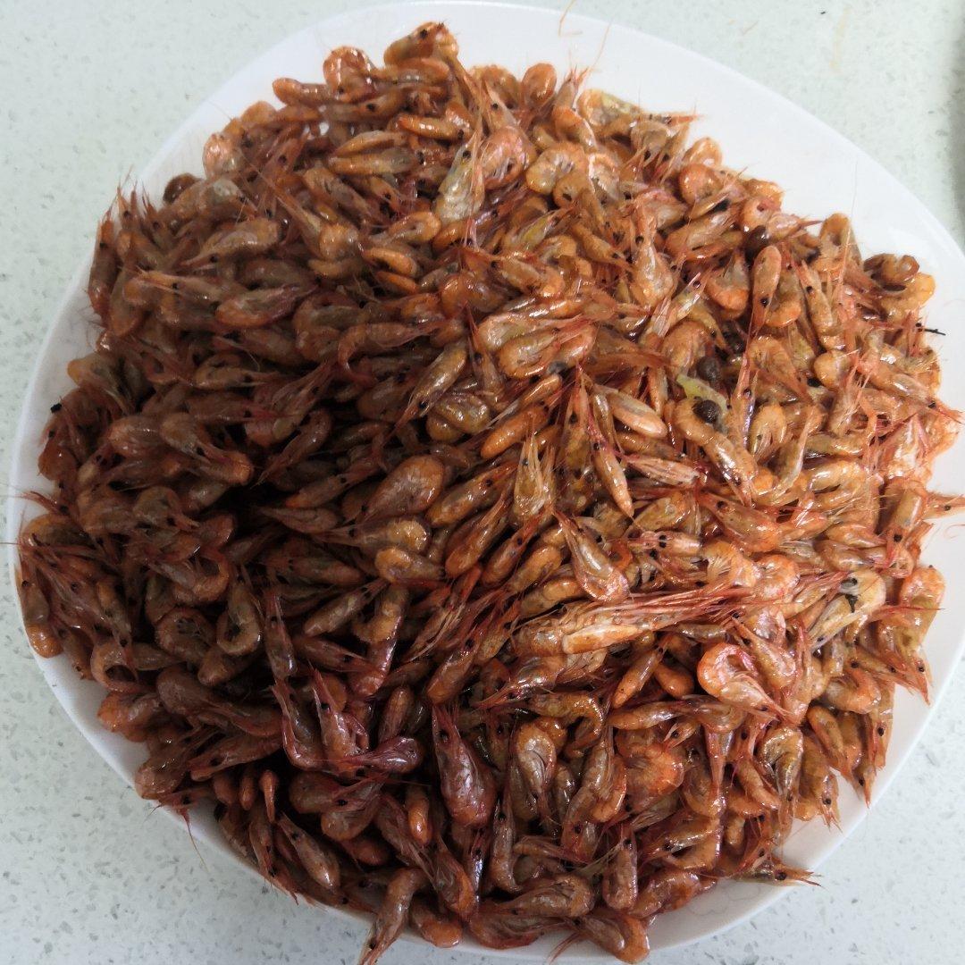 爆炒小河虾