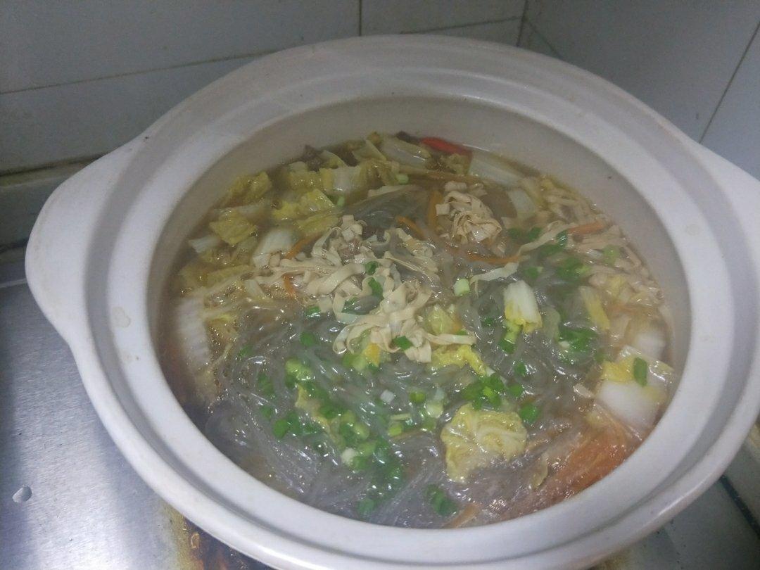 牛肉粉丝白菜煲