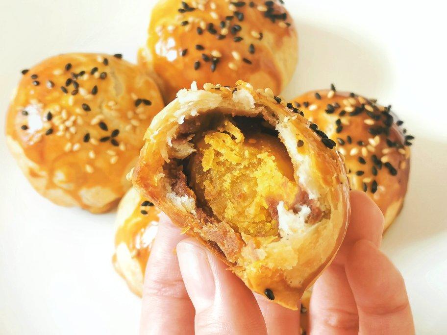 手抓饼版蛋黄酥