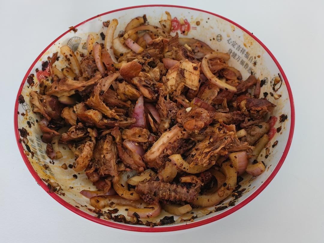在家也能复刻的沈阳熏拌鸡架！好吃！