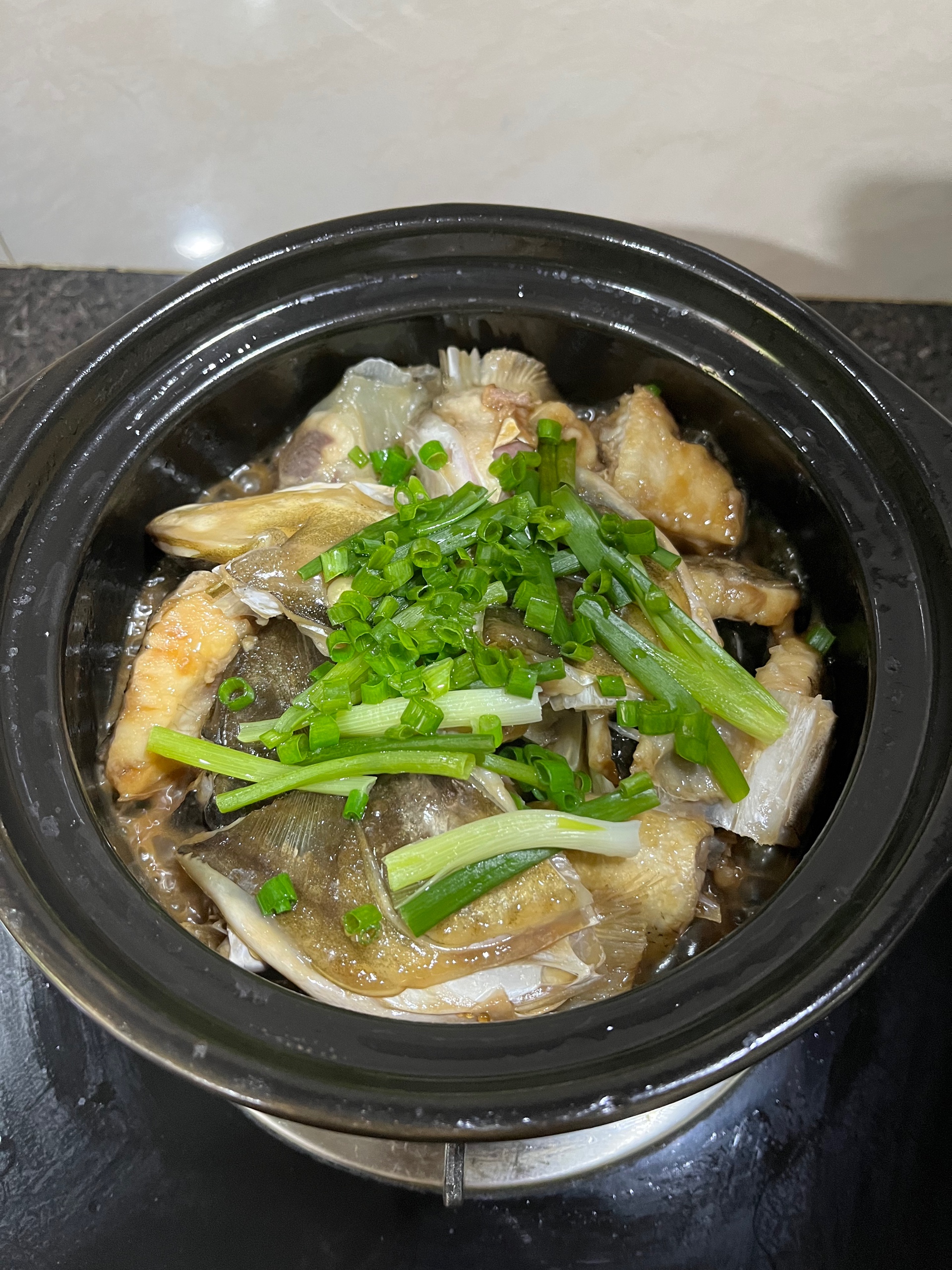 好吃到没朋友的干锅焗鱼头的做法