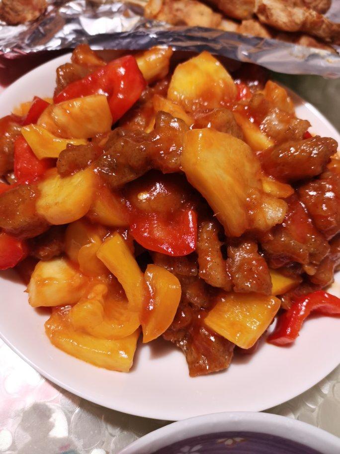 菠萝咕噜肉