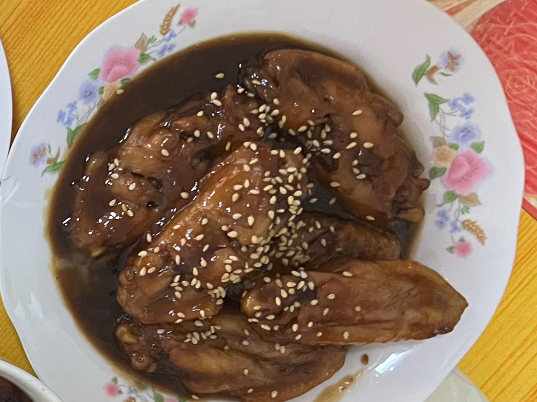 妈妈家的味道，吃了停不下来的红烧鸡翅