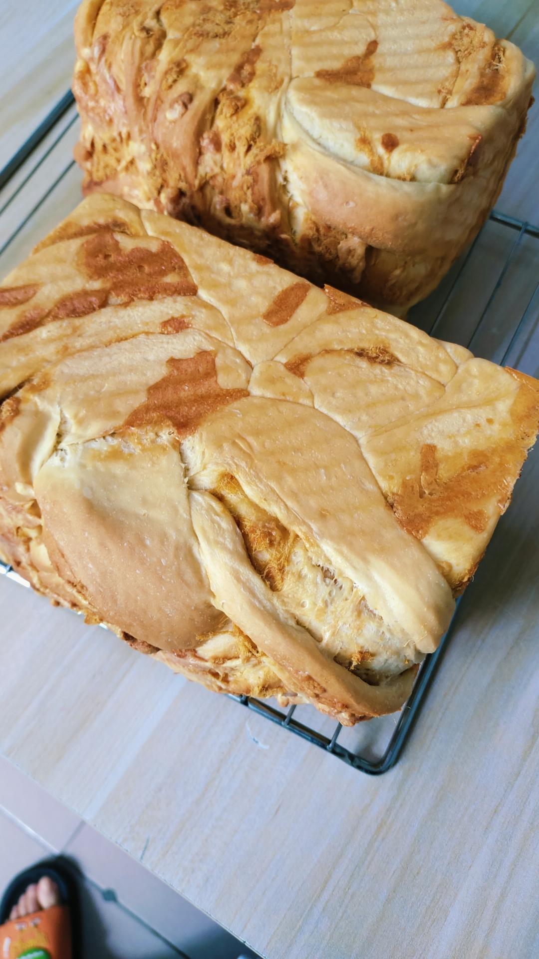 香葱肉松手撕吐司