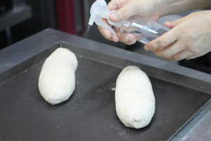 燕麦全麦面包，外面脆脆的里面绵软的，热量还很低的做法 步骤16