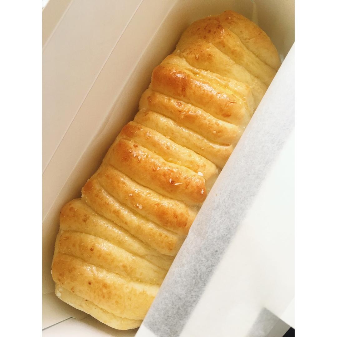 手撕千层肉松面包