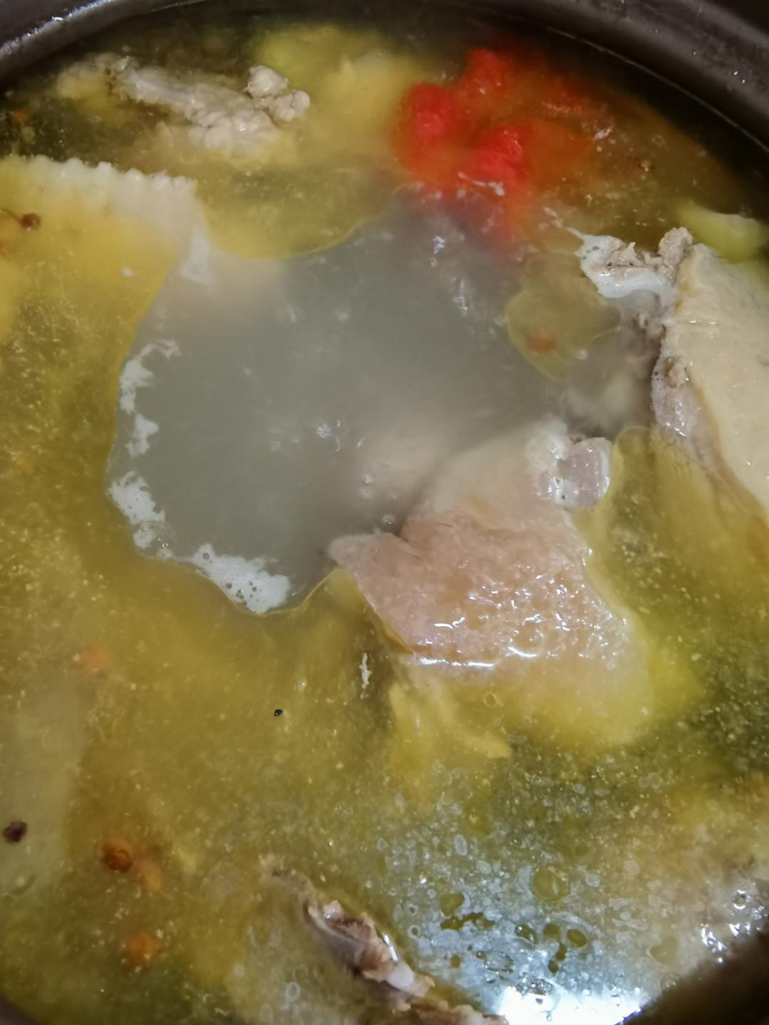 鲜美无敌：清炖鸡汤🐔