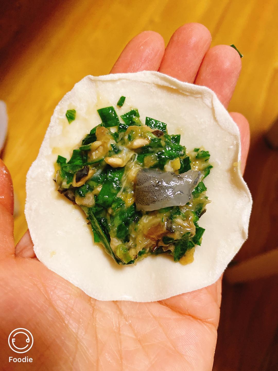 三鲜儿韭菜饺子馅儿的做法
