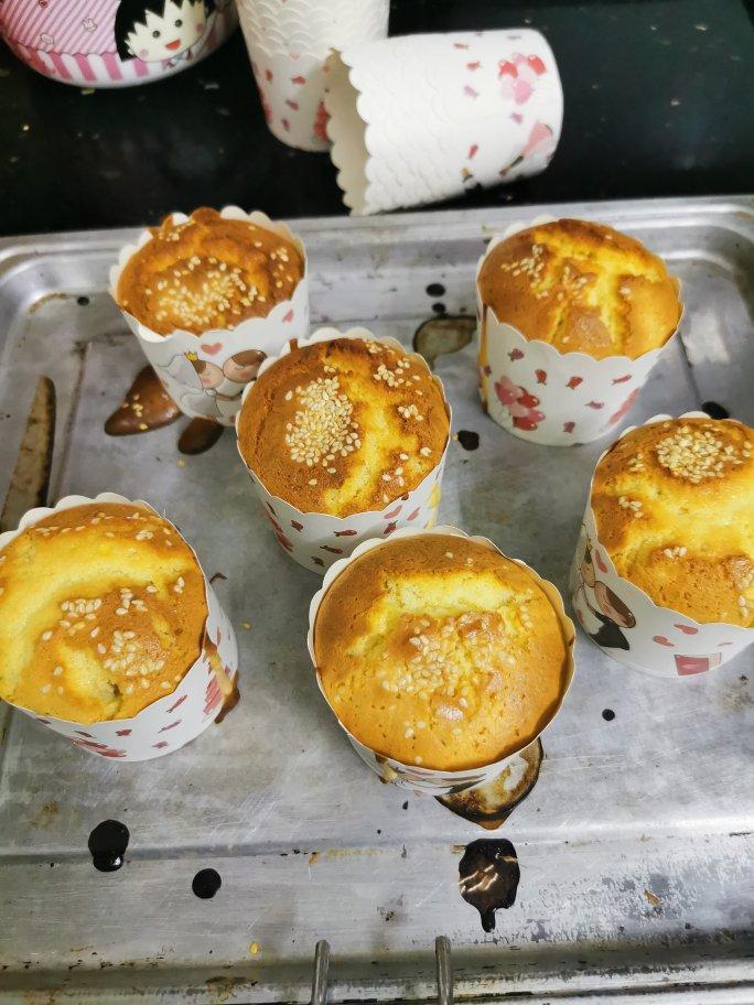 家喻户晓的明星款蛋糕：蜂蜜蛋糕