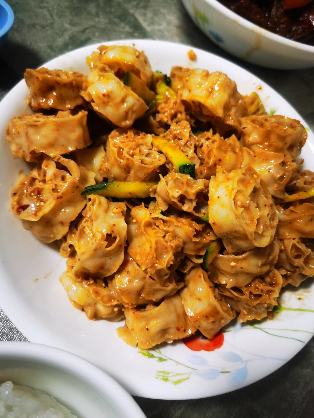 简单的网红吸汁面藕