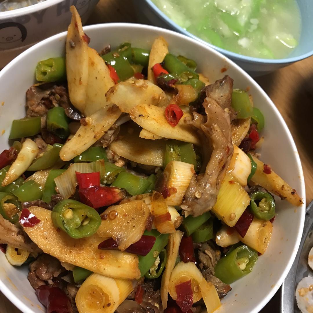 厨师长教你：自贡名菜“小煎鸭”的做法，味道非常赞